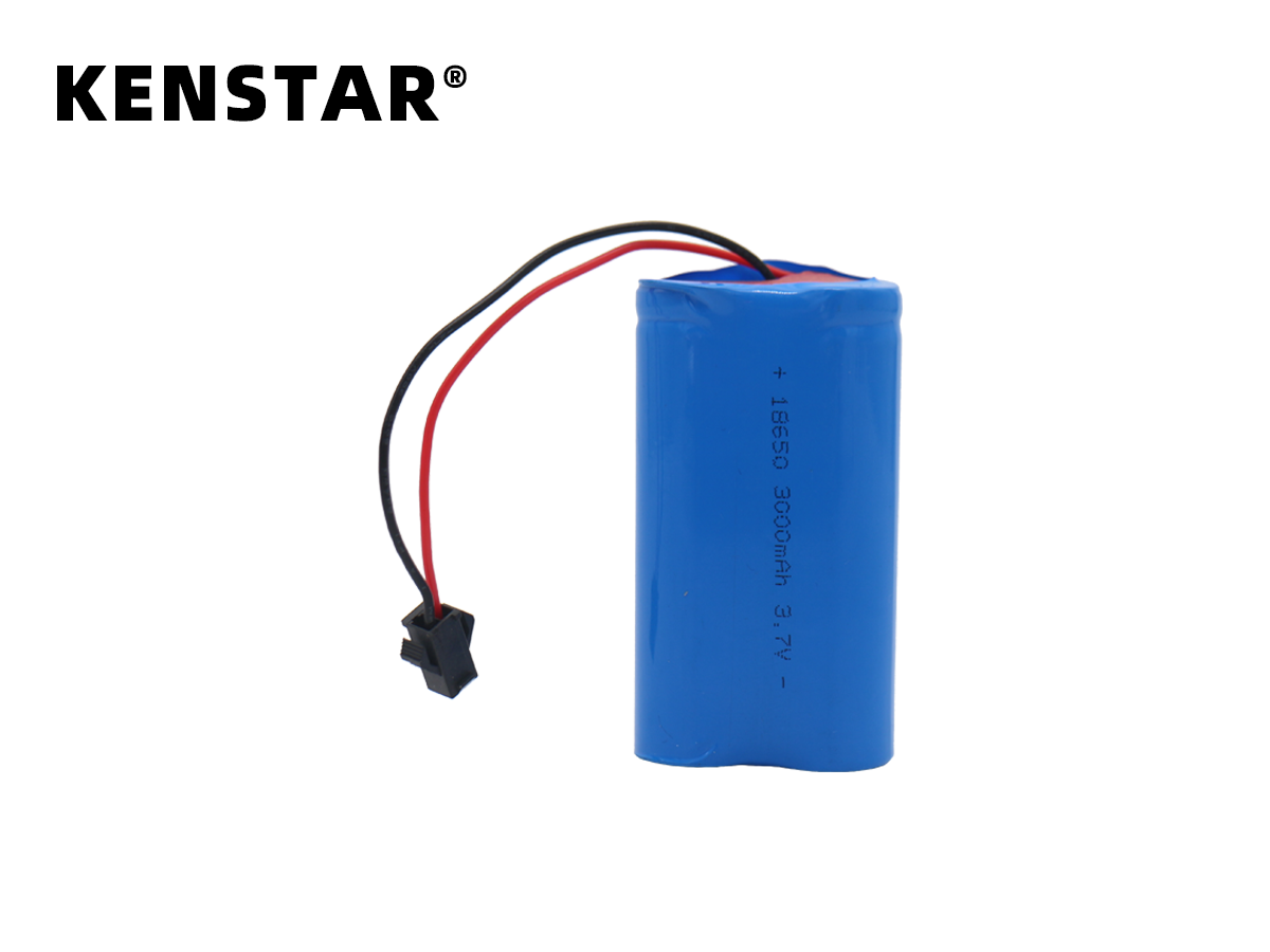 What is the effect of ambient temperature on the use of lithium polymer batteries?